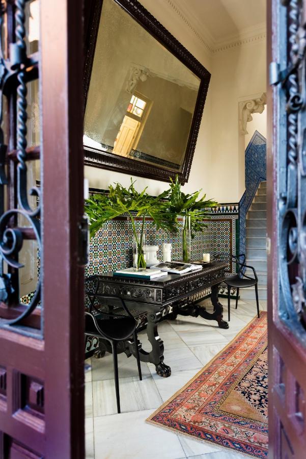 Villa Alfonso, Restored Palace House With Gardens And Monuments Views Sevilla